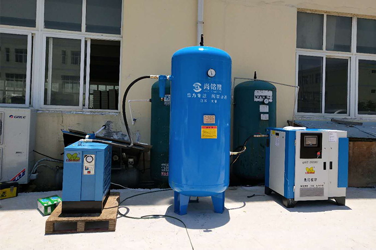 螺桿空壓機(jī)使用高壓好還是低壓好給您做個(gè)簡單的分析！