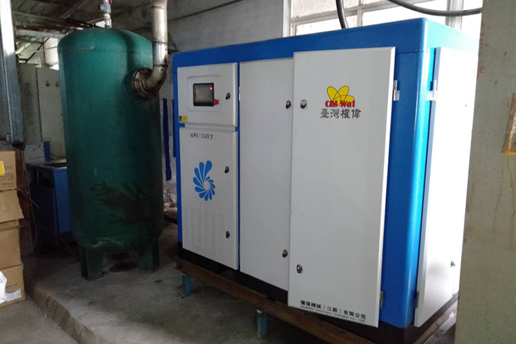 江蘇某機械廠繼續(xù)選擇權(quán)偉節(jié)能螺桿空壓機