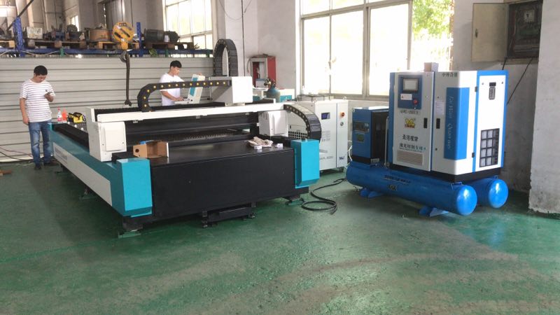 權(quán)偉激光切割空壓機(jī) 權(quán)偉激光切割空壓機(jī)