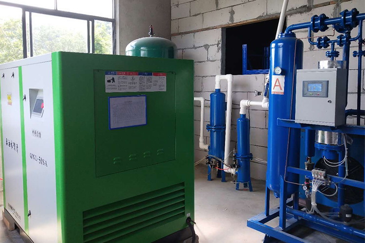 權(quán)偉無油水潤滑空壓機(jī) 權(quán)偉無油水潤滑空壓機(jī)