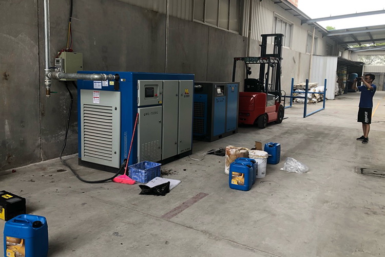 權(quán)偉永瑩螺桿空壓機廠家 權(quán)偉永瑩螺桿空壓機廠家