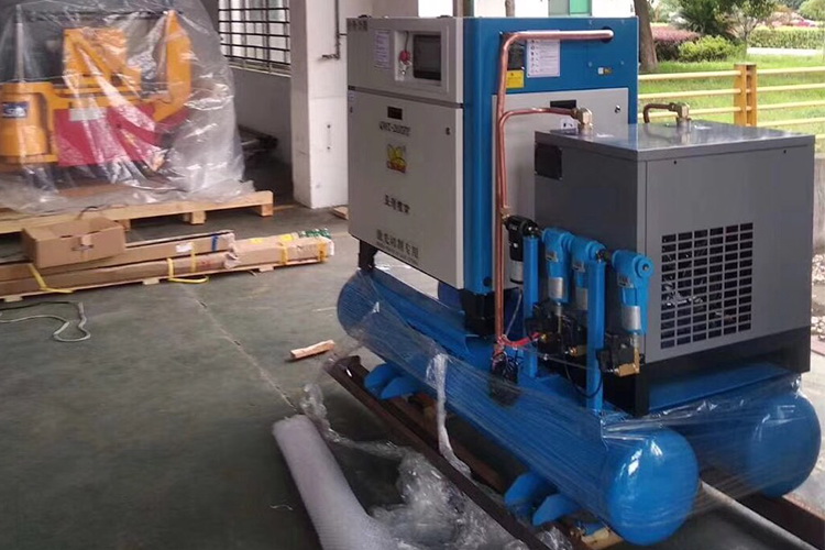 權偉激光切割螺桿空壓機