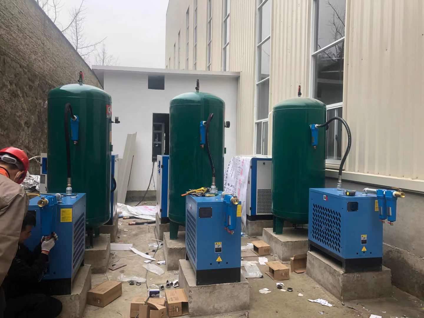 權(quán)偉永瑩變頻螺桿空壓機